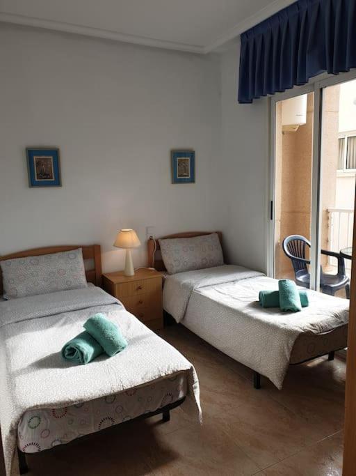 Nice Holidays Apartment In Torreveja, Torrevieja Exteriör bild