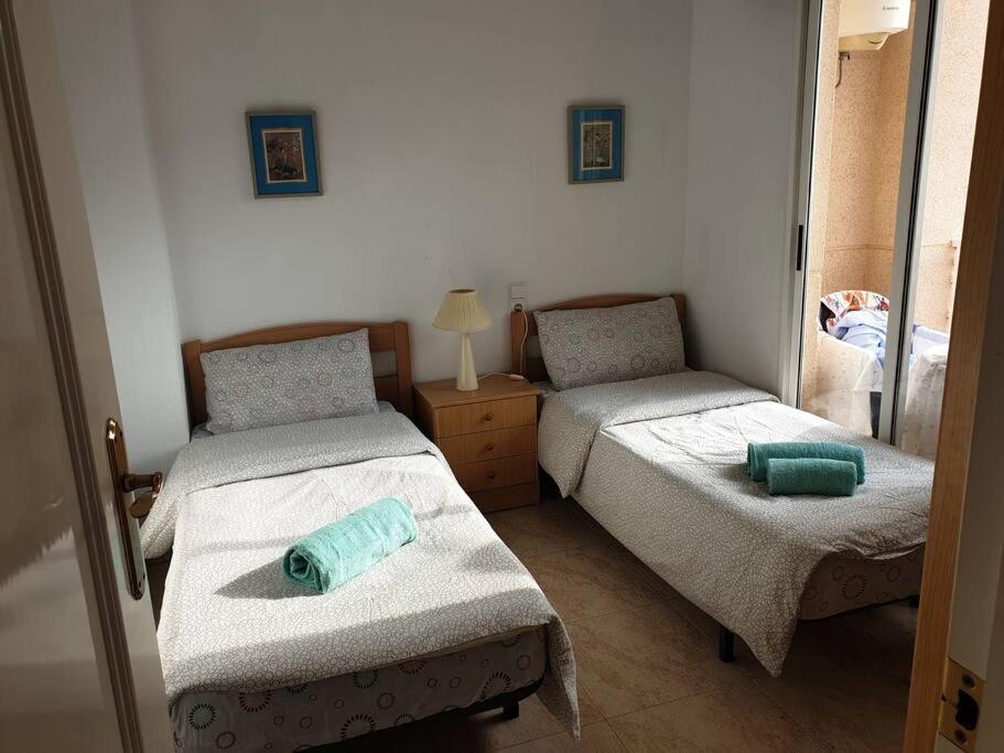 Nice Holidays Apartment In Torreveja, Torrevieja Exteriör bild