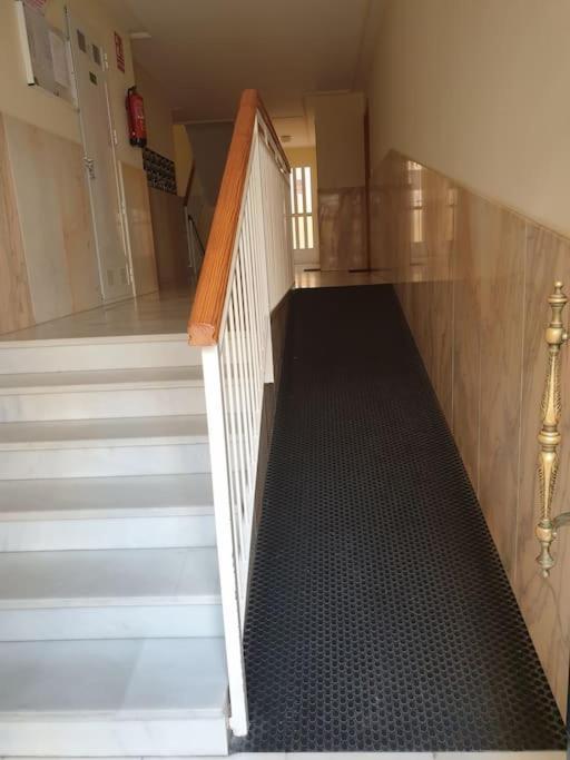 Nice Holidays Apartment In Torreveja, Torrevieja Exteriör bild